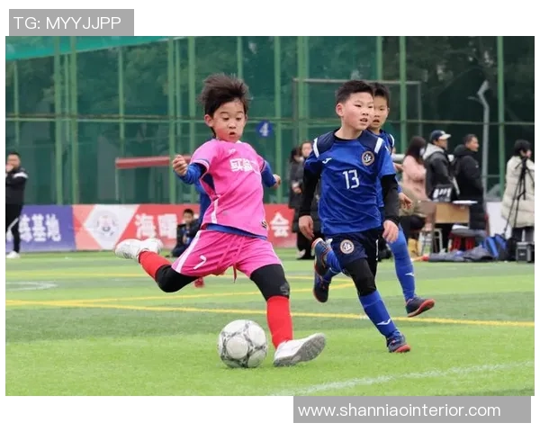 挑战你的足球知识与反应速度参与足球明星测试小游戏乐趣无穷等你来战 挑战你的足球知识与反应速度参与足球明星测试小游戏乐趣无穷等你来战